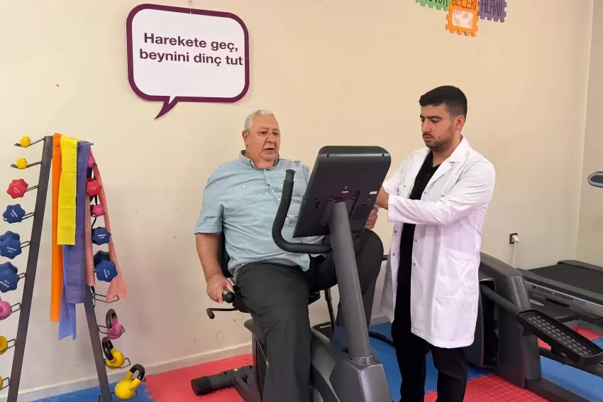 Gaziantepte Mehmet amca, Alzheimer Merkezinde hayata döndü