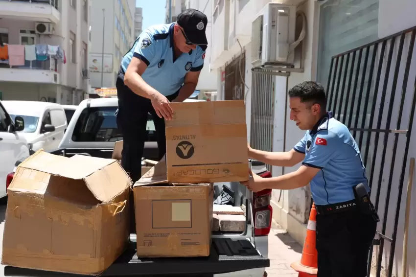 Antalyada 4 bin 322 sahte parfüme el kondu