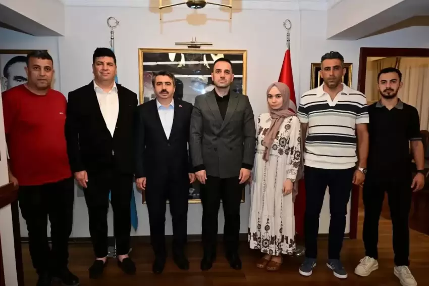 Bursa Yıldırımda Başkan Yılmazdan Ülkü Ocaklarına ziyaret