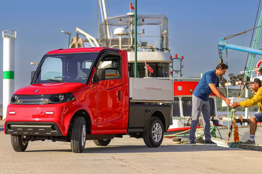 Bursanın yerli elektrikli kamyoneti Nilüferden dünyaya açılıyor