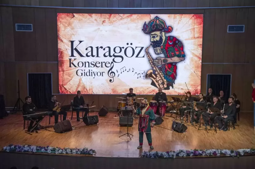 Ankarada Karagöz Müzikali sezon finalini yaptı