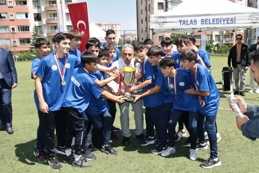 Geleceğin yıldızları Kayseri Talasta yetişecek