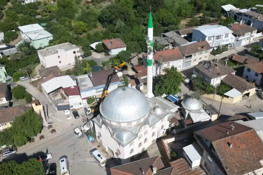Bursadaki camiler Büyükşehir eliyle yenileniyor