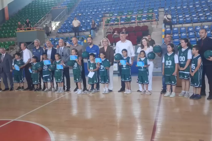 Edirne Keşanda geleceğin basketbolcuları ödüllerine kavuştu