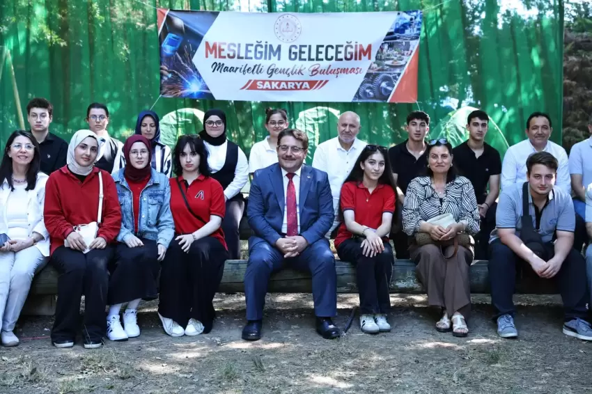 Sakaryada Mesleğim Geleceğim, Marifetli Gençlik Buluşması Macera Parkta gerçekleştirildi