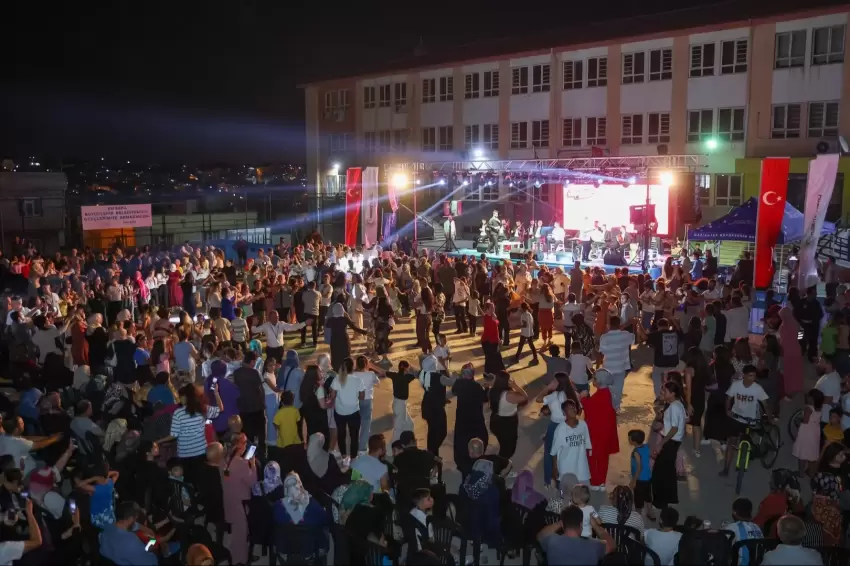 Mahallemde Konser Var başlıyor