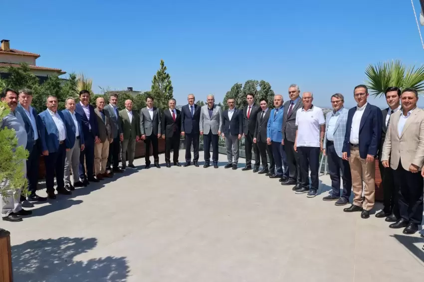 Bursada görev yeri değişen kaymakamlar için veda programı düzenlendi