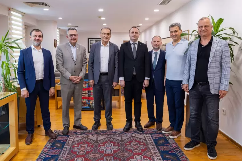 İzmirin ulaşım modeli uluslararası takdir topladı