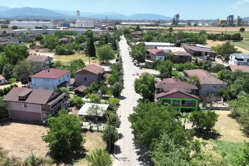 Kartepe Uzunbeyde Reform Caddesi yenileniyor