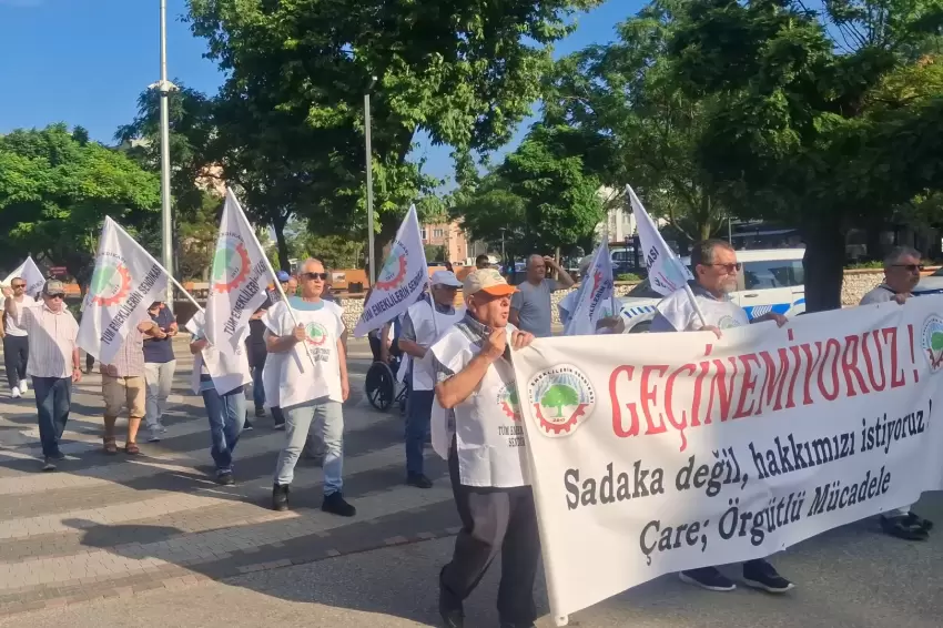 Emeklilerden Keşanda geçinemiyoruz yürüyüşü