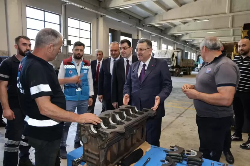 Trabzonda Başkan Genç personelle Bulak Yerleşkesinde buluştu