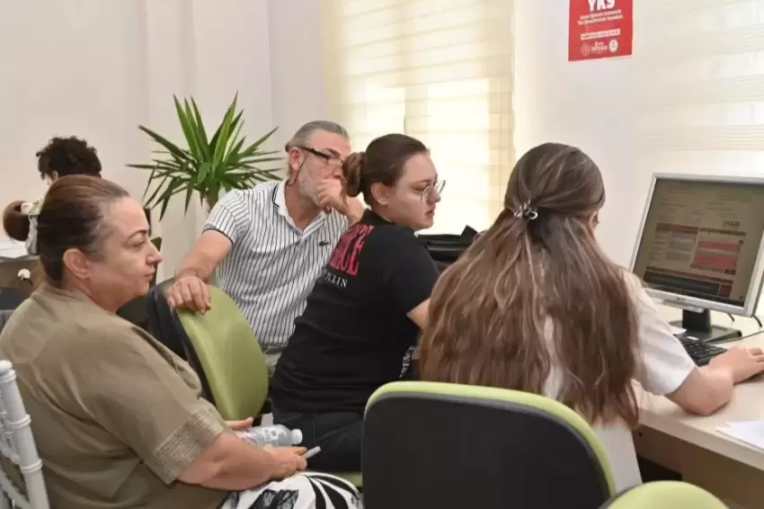 Manisada LGS adaylarına ücretsiz tercih desteği