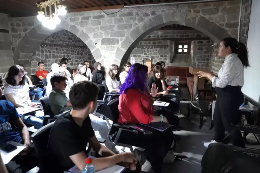 Kayseri Melikgaziden İngilizce workshop