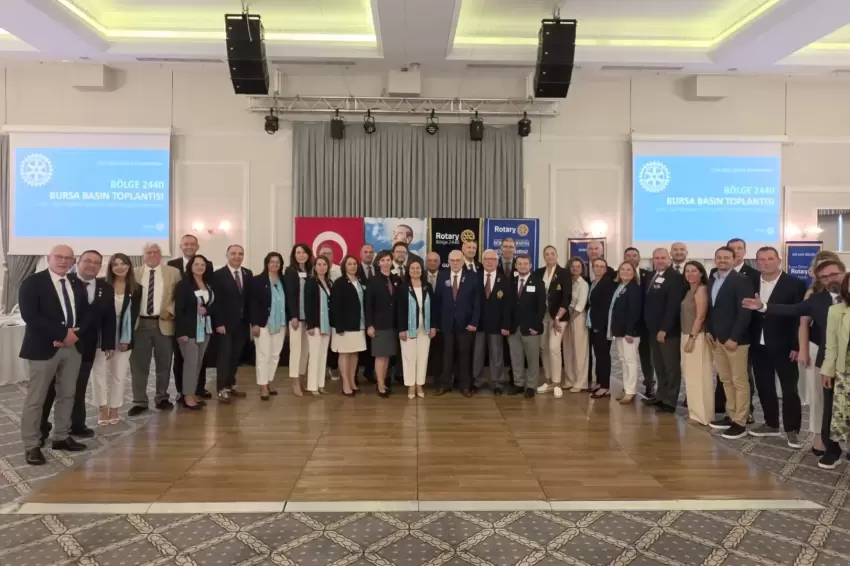 Rotary 2440da yeni dönem başladı