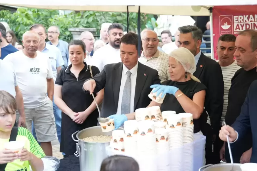 Bursa Osmangaziden aşure bereketi Küplüpınarda paylaşıldı