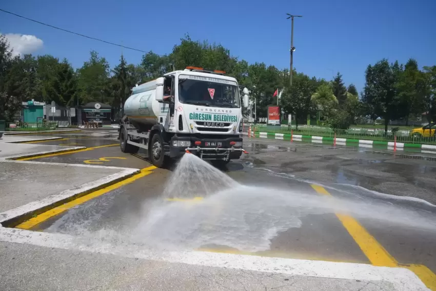 Giresun Belediyesinden yıkama harekatı