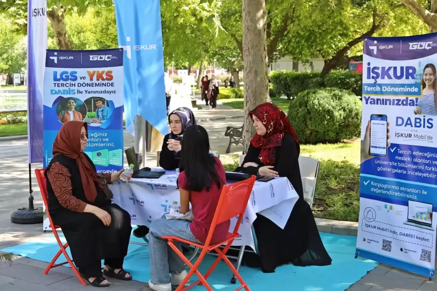 Konya İŞKURdan tercih döneminde gençlere kariyer desteği