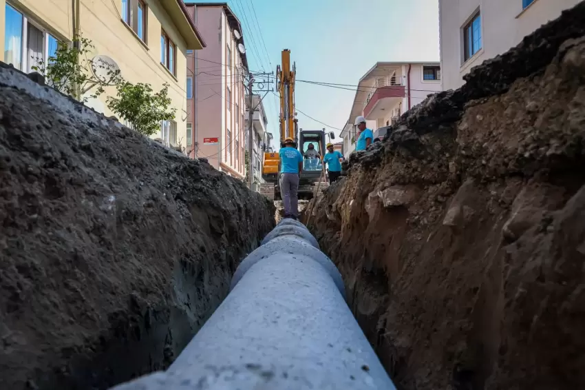 Sakarya Şirinevler Mahallesine yeni yağmur suyu hattı kazandırılıyor