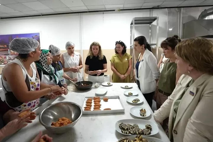 Denizli Büyükşehirden geleceğin şeflerine profesyonel eğitim