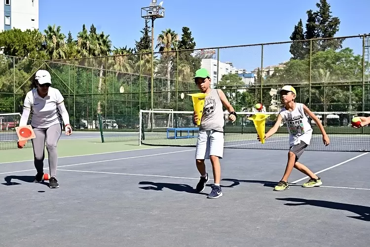 Geleceğin raketleri Antalya Muratpaşada yetişiyor