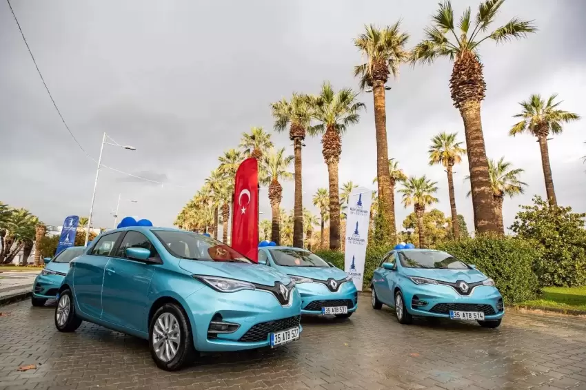 İzmirin elektrikli araç filosuyla 25 milyon lira tasarruf