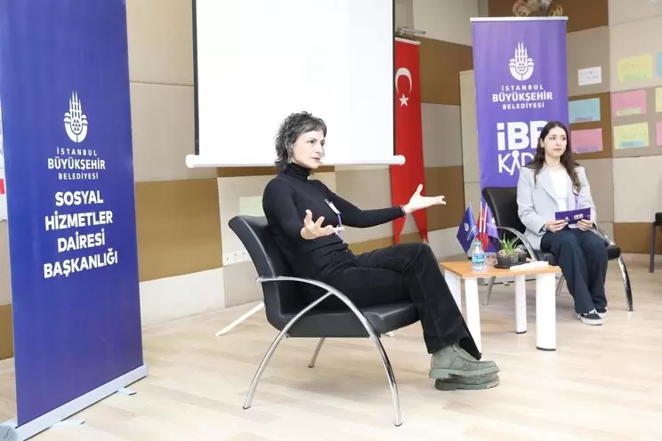 İBBnin kadın yazar buluşmasına 7 bini aşkın katılım