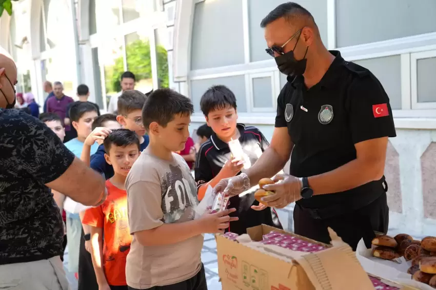 Ankara Keçiörende Yaz Kuran kurslarına ikram desteği