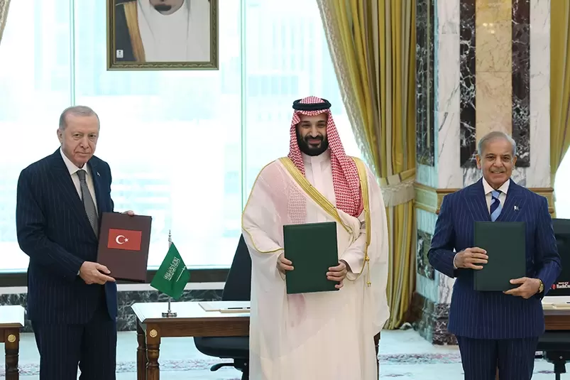 Türkiye, Suudi Arabistan ve Pakistan arasında ortak savunma anlaşması imzalandı