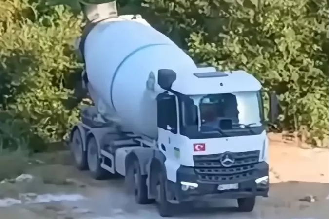 Bursa Nilüferde beton mikserinden kamu alanına döküme 150 bin TL ceza