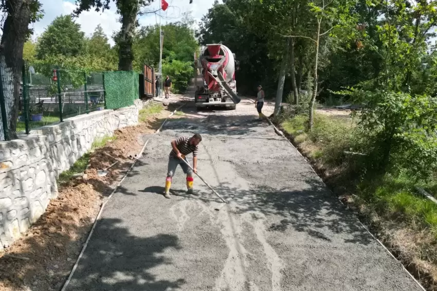 Kocaelide kırsal mahalleye modern yol