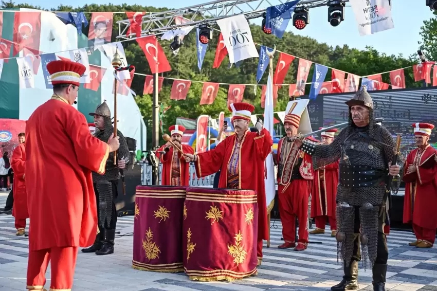 Bursa Keleste Fetih coşkusu