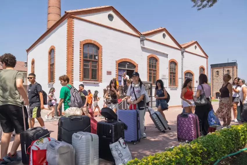 Avrupa Drama Buluşmaları gençleri İzmirde