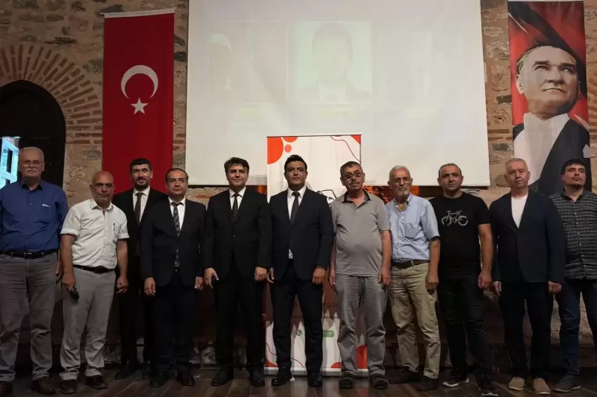 DEKAVdan gençlere hukuk ve kariyer buluşması