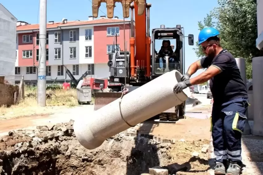 Eskişehirde kanalizasyon hatları yenileniyor