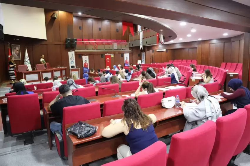 İzmit Belediyesinin öğretmen sınavına adaylardan övgü