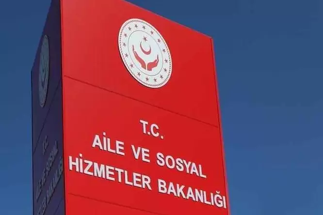 Bakanlıktan trans çocuk paylaşımlarına suç duyurusu