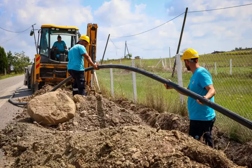 Sakarya Topçu Mahallesinin içme suyu hattı yenileniyor