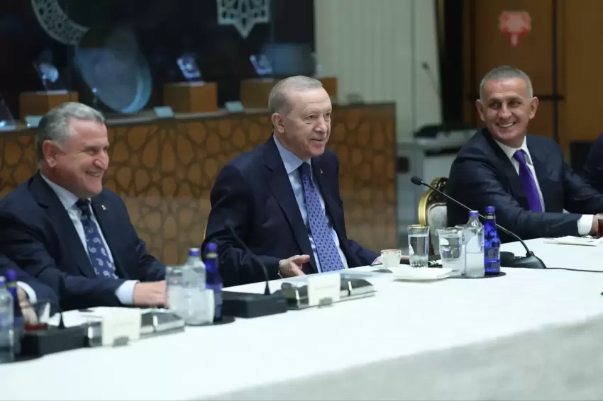 Cumhurbaşkanı Erdoğandan Süper Lige yükselen takımlara tebrik