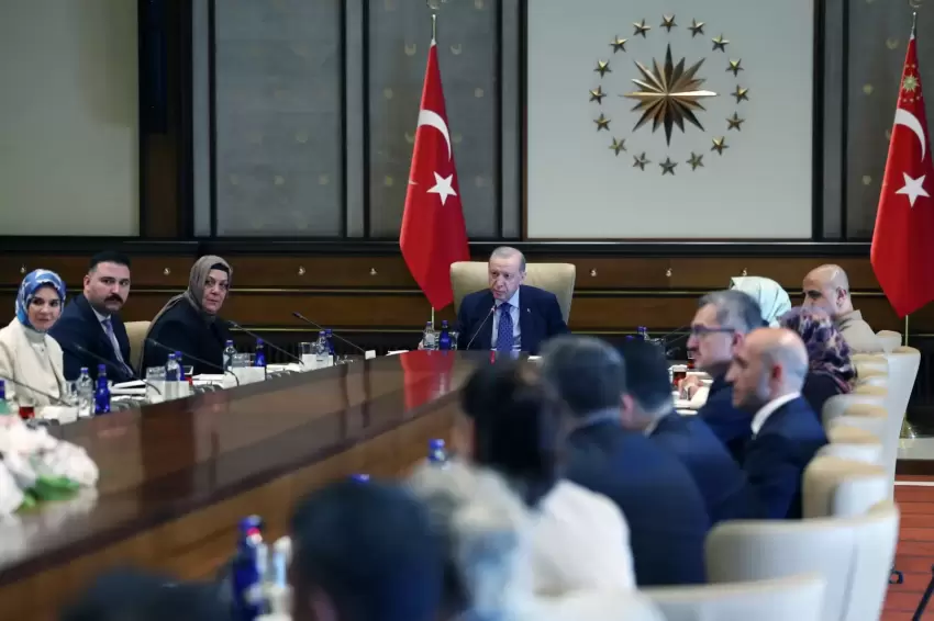 Cumhurbaşkanı Erdoğan şehit yakınları ve gazileri ağırladı