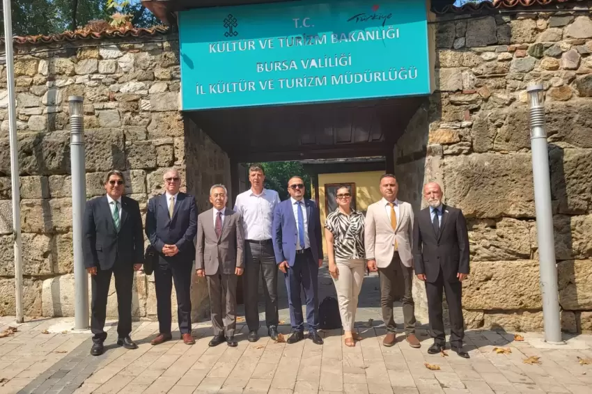 TUREB yönetimi Bursada buluştu... Turizm ve rehberlik Bursada masaya yatırıldı