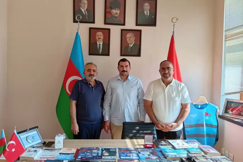 Baküde Azerbaycan-Türkiye kardeşliği için Ülkü Ocakları adımı