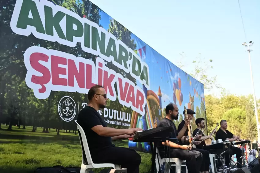 Manisada Akpınarda Şenlik Var renkli görüntülere sahne oldu