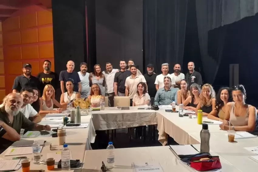 Eskişehir Şehir Tiyatroları yeni sezonu Verimsizler ile açıyor