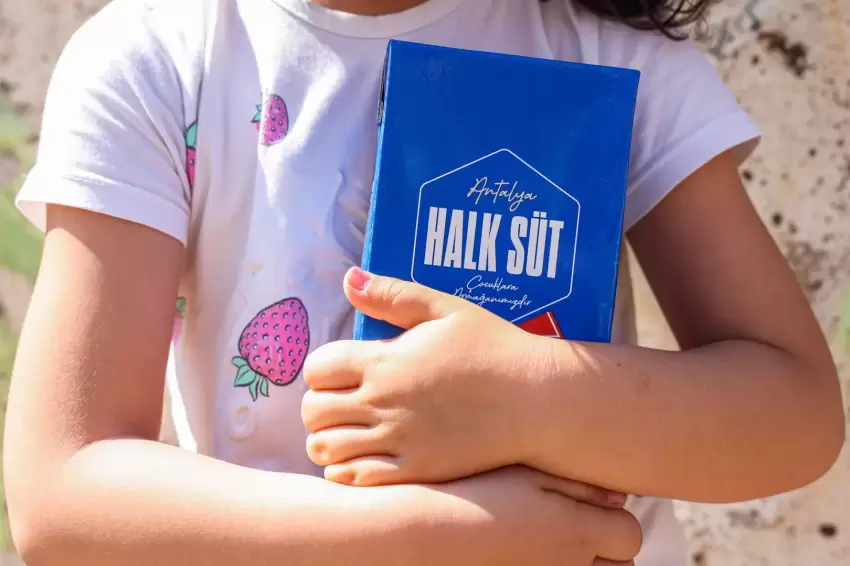 Antalyada Halk Süt Projesi 2026da 450 bin litre süt dağıttı