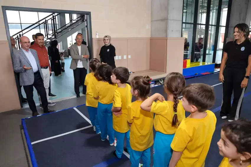 Konya Karatayda başkanlarda Sporcu Merkezine ziyaret