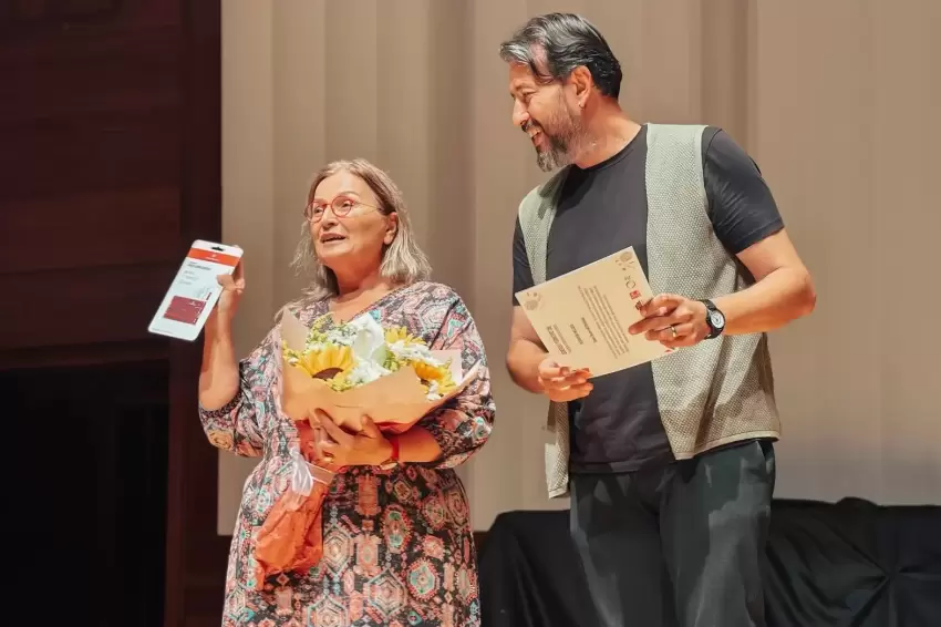 Gençlerin ortak hikâyesi İzmirde sahneye taşındı