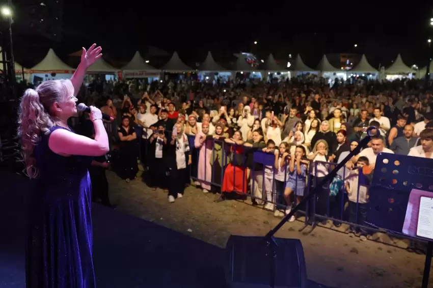 Karadenizin renkleri ve ezgileri Millet Bahçesinde buluştu