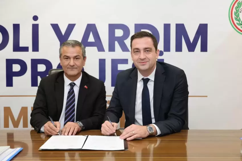 İzmit Belediyesi ile Kocaeli Barosu Adli Yardım Protokolünü yeniledi