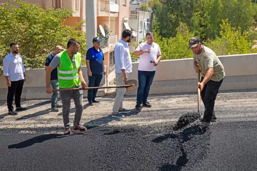 İzmir Narlıderede asfalt çalışmaları hız kesmeden sürüyor