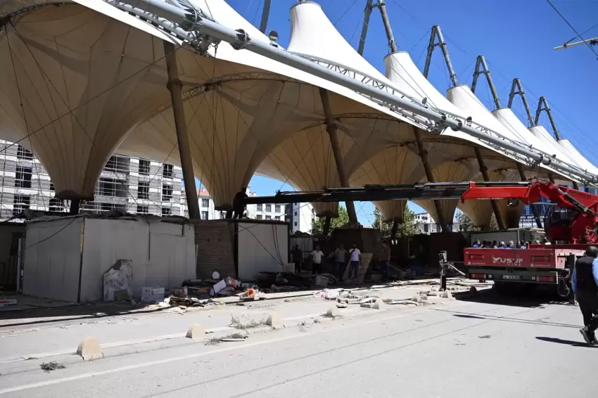 Malatyada konteynerler kaldırılıyor